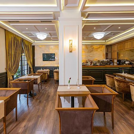 Eler Hotel Тирана Экстерьер фото