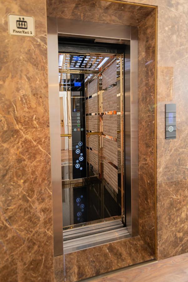 Eler Hotel Тирана Экстерьер фото