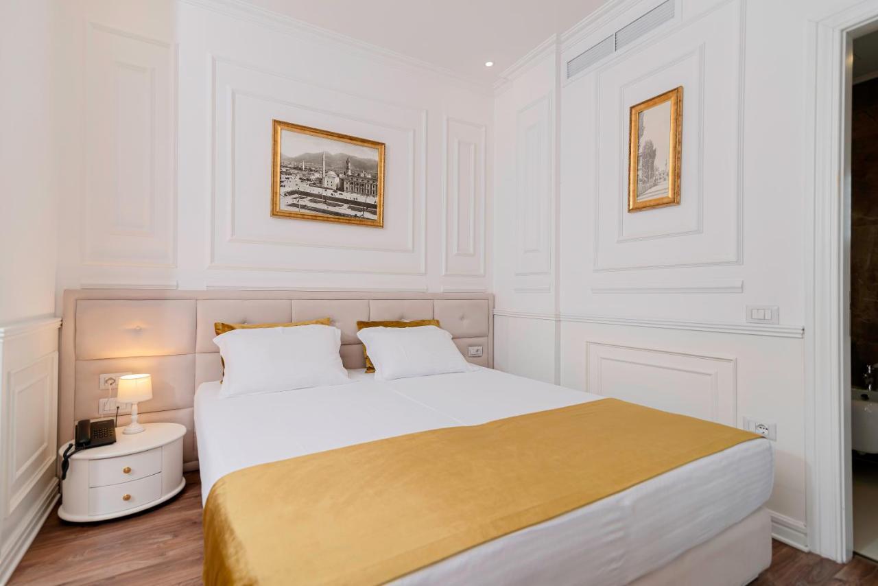 Eler Hotel Тирана Экстерьер фото
