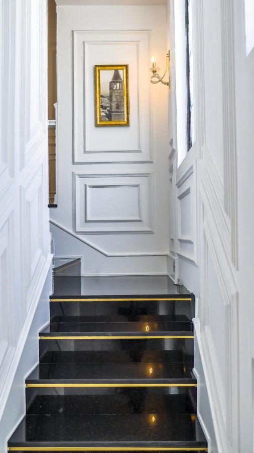 Eler Hotel Тирана Экстерьер фото